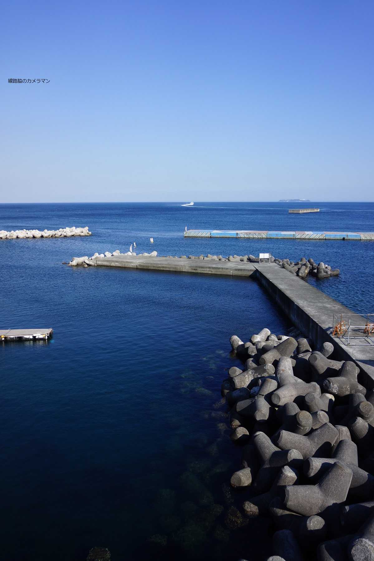 伊豆の海水浴場 熱海サンビーチ 線路脇のカメラマンのブログ 楽天ブログ