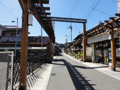 勝山ウッドストリート