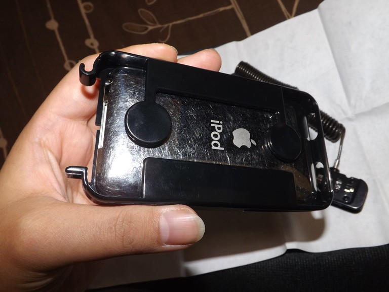 iPhone盗難防止用 LOCKケース7