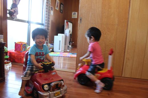 2012.10.7 はると君＆悠真　車.jpg