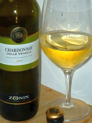Zonin Regions Collection Chardonnay 2009 glass.jpg