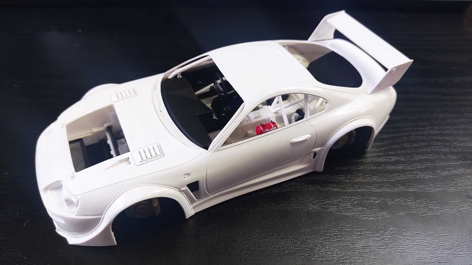 1/24 タミヤ カストロール トヨタ トムス スープラ GT タミヤ 1/24 カストロール トヨタ トムス スープラ GT - メルカリ