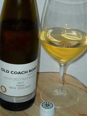 Seifried Estate Old Coach Road Gewurztraminer 2013 glass.jpg