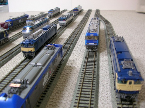 EF65  EH200  鉄道模型　新鶴見機関区　新川崎