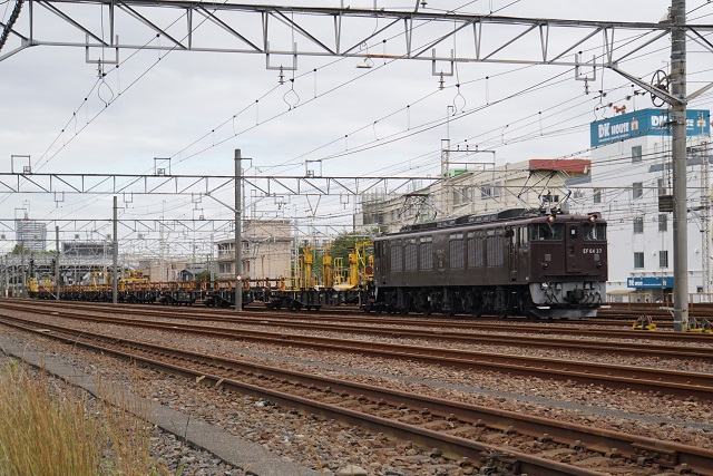 EF64 37牽引 西条ロングチキ工臨 空返却 & DE10 1654交検2