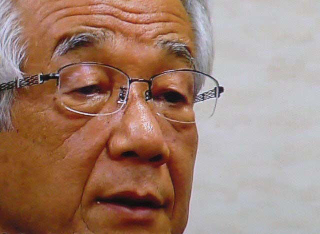辞めない議長