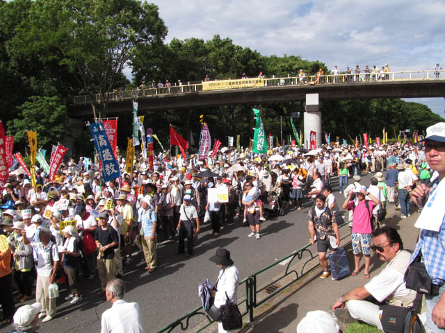 Sayonara-Nuc08.jpg