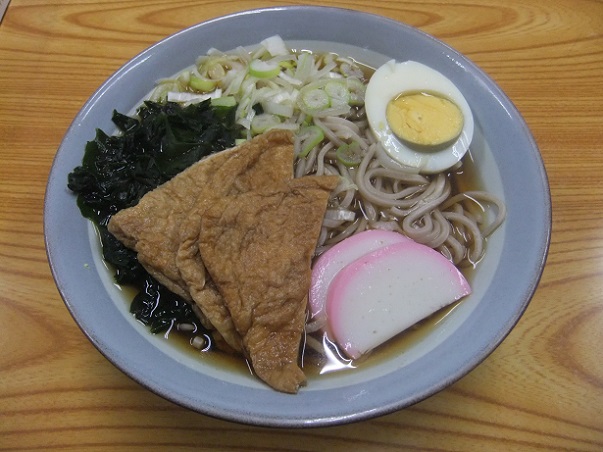 豊川稲荷境内美吉＠赤坂見附のきつねそば１