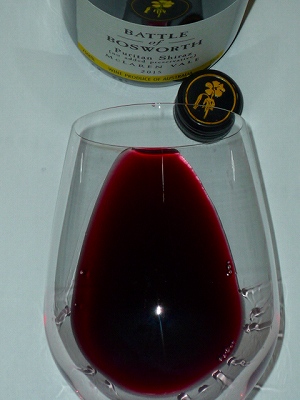 Battle Of Bosworth Wines Organic Puritan Shiraz 2015 glass.jpg