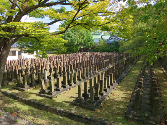 陸軍墓地