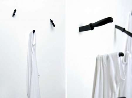 creative-wall-hooks-knife-e1350220756846.jpg