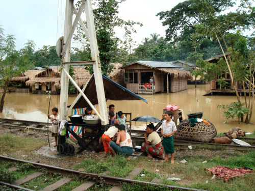 ミャンマー鉄道１１.jpg