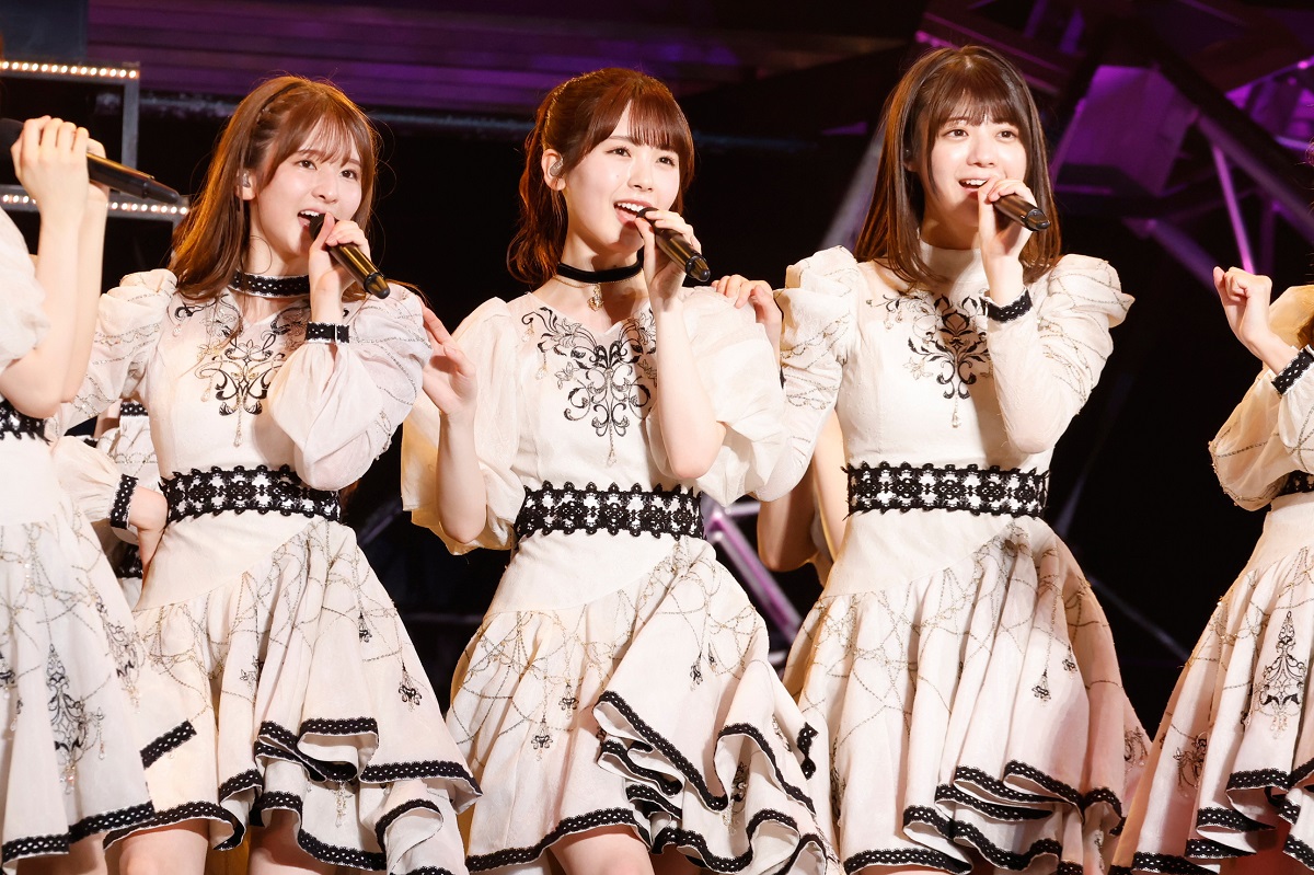 l*0様 筒井あやめ　乃木坂46 36thシングル「チートデイ」サイン入りポスタ 乃木坂46「チートデイ」特典映像は筒井あやめ座長「35thSGアンダー