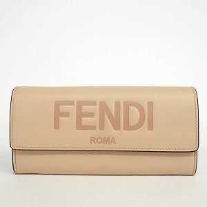 上質感を日常に。フェンディ ロゴエンボス レディース長財布の魅力
