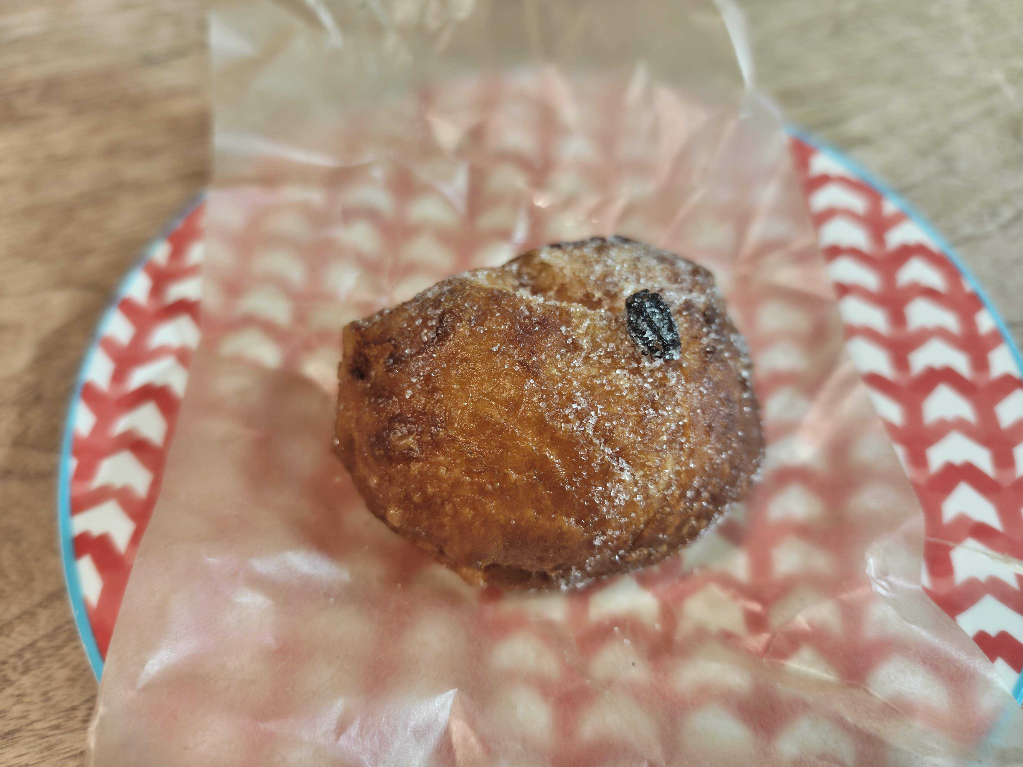 東京駅パン屋　THE STANDARD BAKERS TOKYO　大谷石クラプフェン