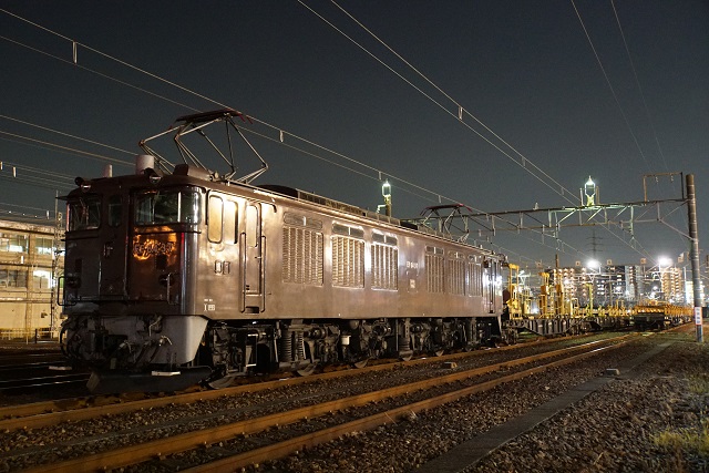 EF64 37牽引 日野ロングチキ工臨6