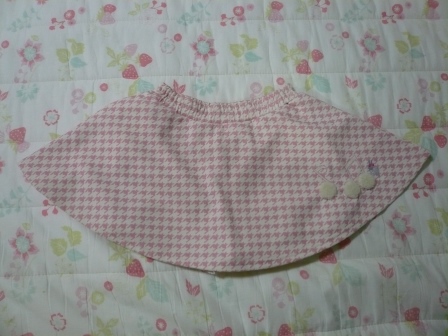 KP（ケーピー）お洒落なお出かけに。千鳥柄のスカートパンツ。ピンク110ｃｍ.JPG
