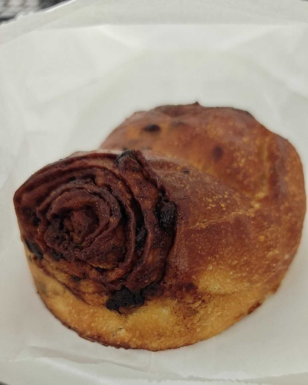 BEAVER BREAD BROTHERS(ビーバー ブレッド ブラザーズ)　虎ノ門ヒルズ　チョコレートシナモンロール