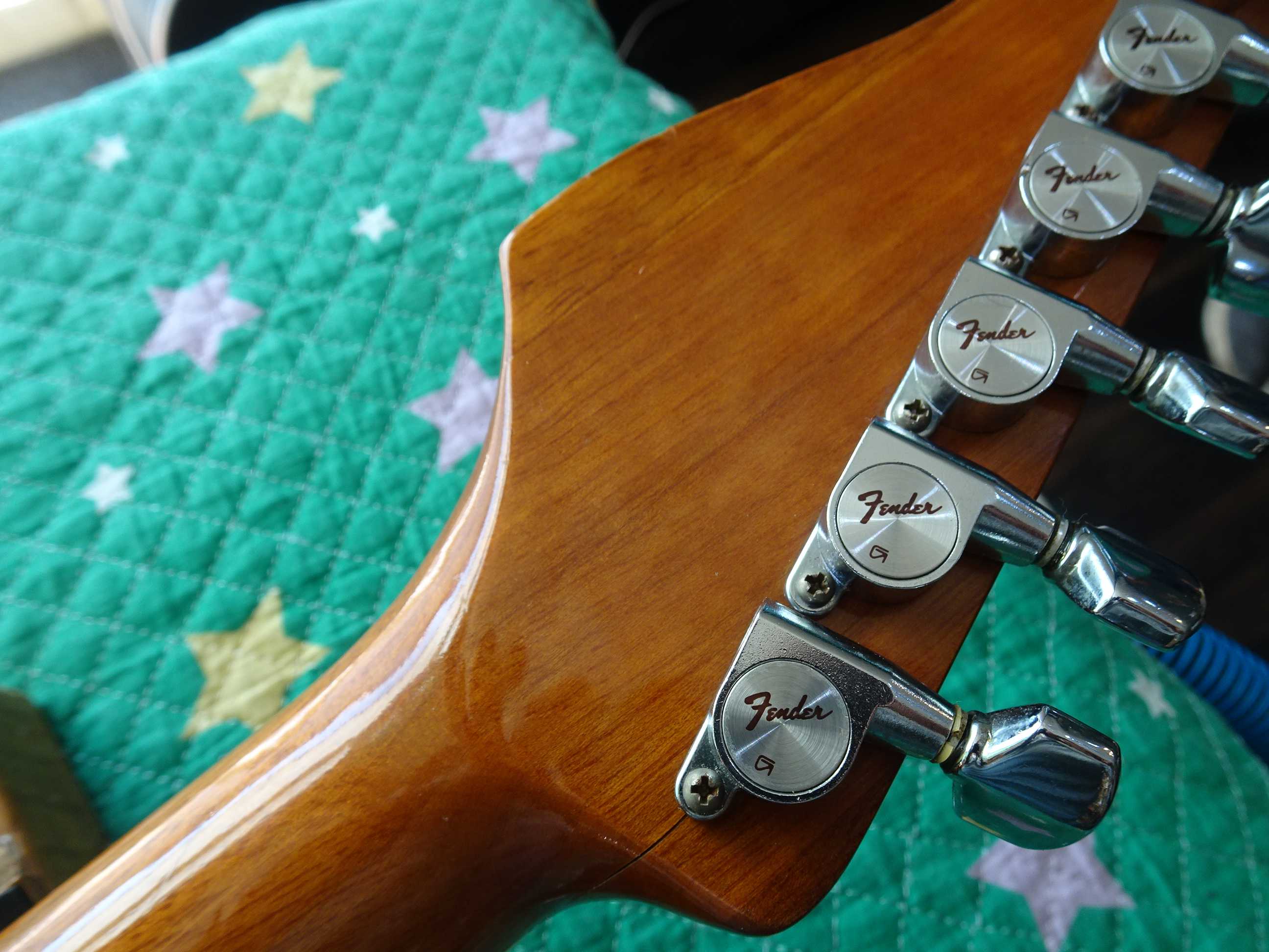 🌸Fender。JP CATALINA ヘッドストッククラック補修 | 青春のギター