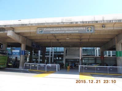 1ｻﾝﾁｬｺﾞ空港　DSCN2140.JPG