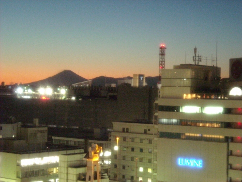 スカイビルから見た富士山