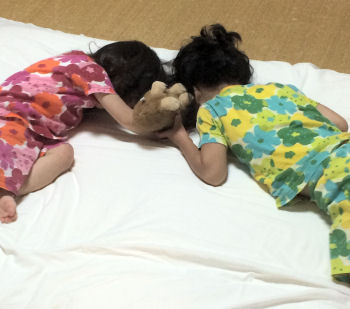お休み