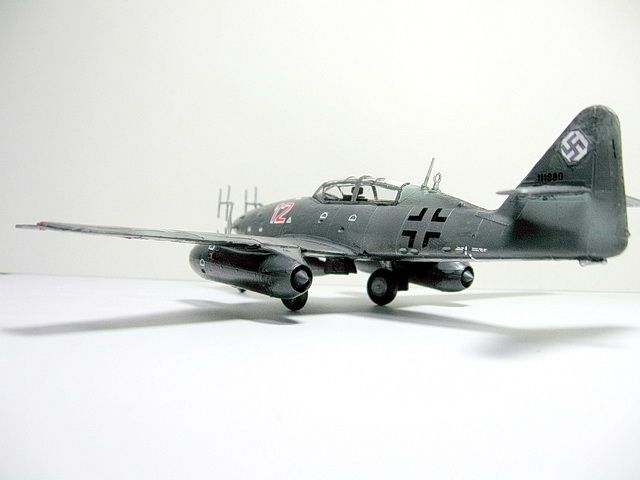 世界史上初の実用ジェット戦闘機「Me262」 | プラモデルの