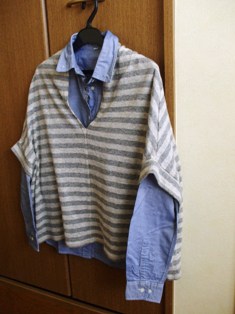 無印シャツと合わせて