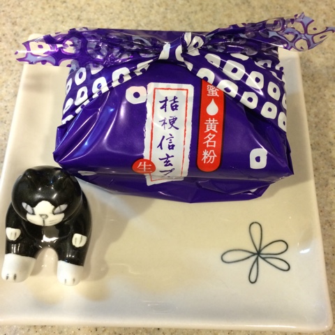 信玄生プリン、一つずつ袋包みされてます