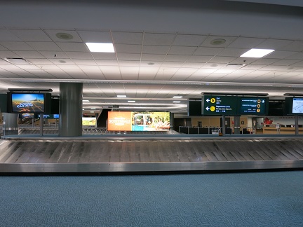 バンクーバー国際空港105.jpg