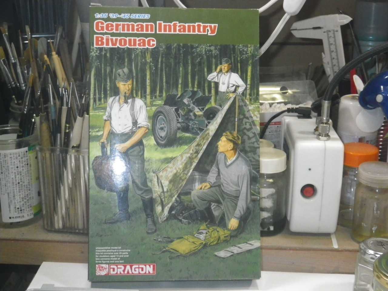 19 0310ﾄﾞﾗｺﾞﾝ 1 35 ﾄﾞｲﾂ軍 野営ｾｯﾄ ﾂｪﾙﾄﾊﾞｰﾝ 開封 備品切り出し 54歳出戻りモデラー奮戦記 楽天ブログ