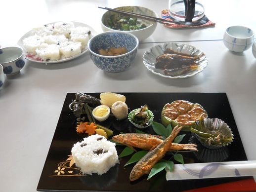 tsukimibentou