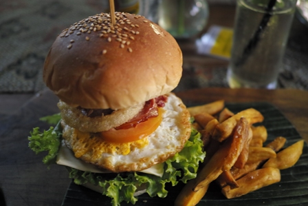 ハンバーガー.JPG