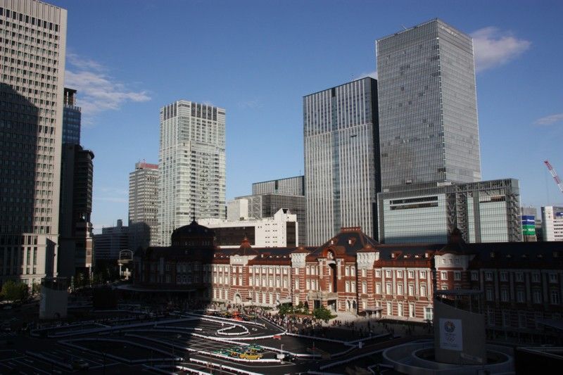 東京駅の丸の内駅前広場を囲む超高層ビルたち 東京の街並み観察 ５２ 東京今昔物語 写真の世界 Http Wakowphoto World Coocan Jp より 楽天ブログ