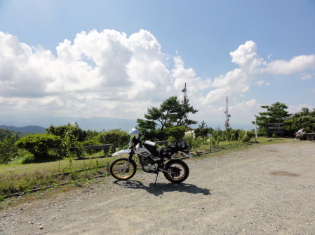 背あぶり山