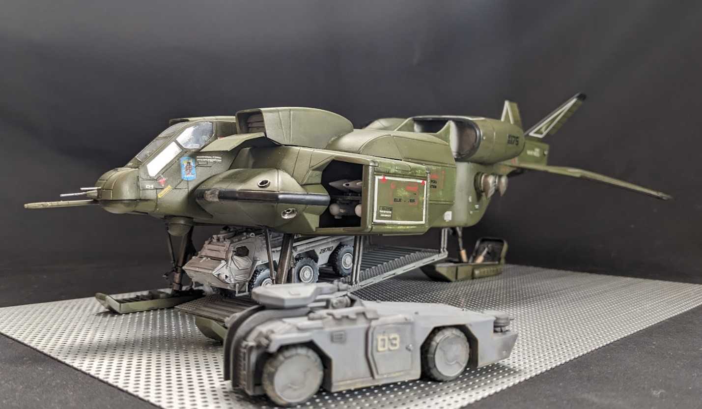 エイリアン ドロップシップ 1/72 新世紀合金 - フィギュア