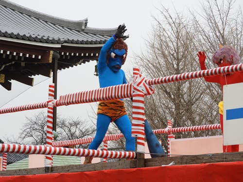 池上本門寺の豆まき