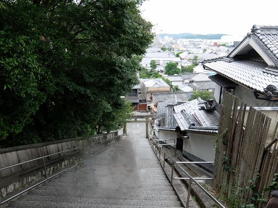 倉敷の街を散歩　観光 ブログ　旅行記　米寿の階段