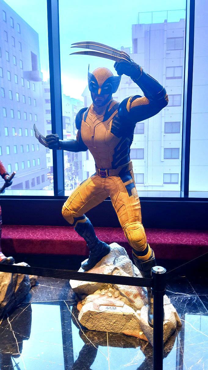 スタチュー展示『デッドプール&ウルヴァリン』 等身大 スタチュー展示『デッドプール&ウルヴァリン』 等身大