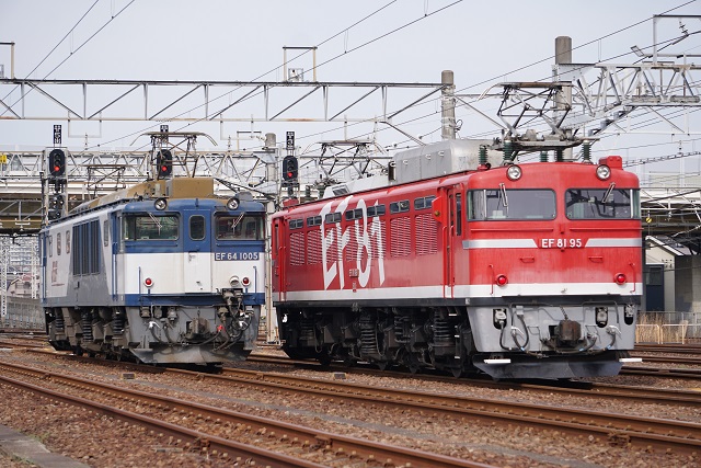EF81 95牽引 水戸ホキ工臨 & EF64 1005牽引 鹿島貨物5