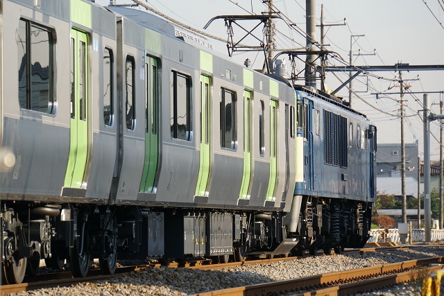 EF65 2065牽引 タキ & EF64 1031牽引 235系山手線トウ11編成 配給5