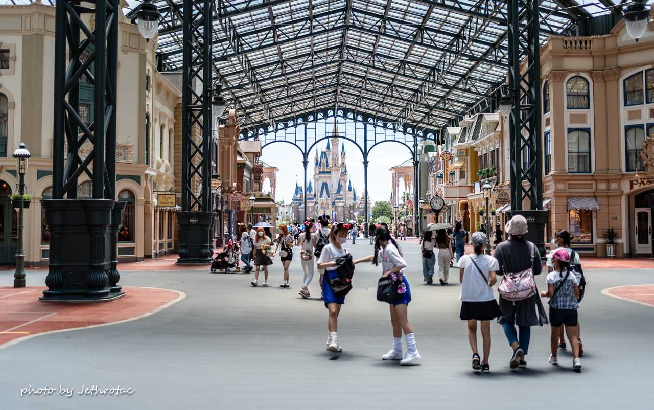 Fe 35mm F1 8 で行く東京ディズニーランド With My Cobby 楽天ブログ