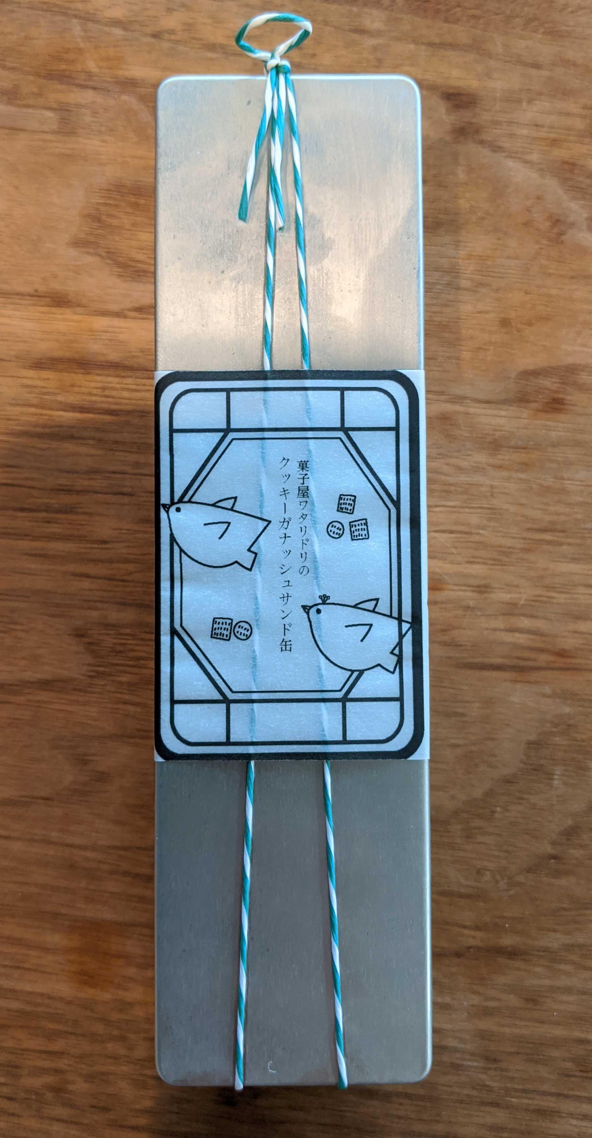菓子屋ワタリドリの通販　小さくオシャレなクッキー缶