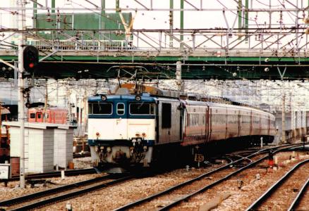 USJラッピングの201系ユニバーサルワンダーランド号 | ブログ「鉄道