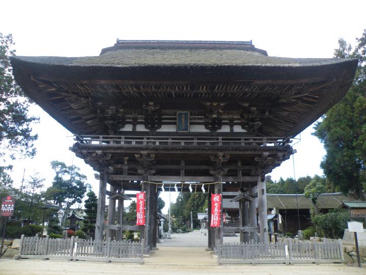 しが湖東c16苗村神社.JPG