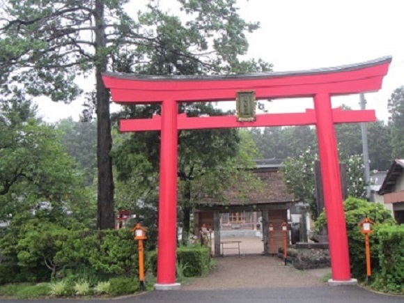 １６薬莱山神社.jpg