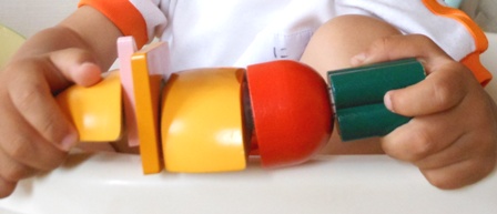 コピー ～ 2012.5.30　食べられる黄色い電車.jpg