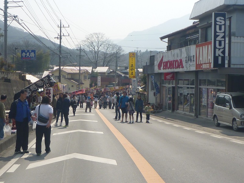 山田の春祭り。