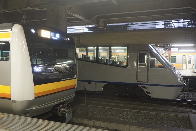 EF210-154牽引 伊豆急 2100系R-5編成 甲種3