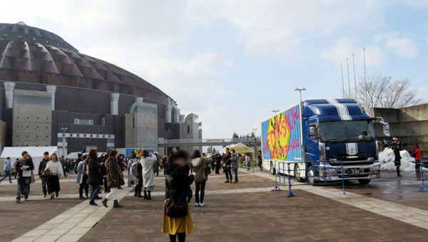 11 福井 ツアートラック504・ガチャガチャ売場 初日1435.JPG